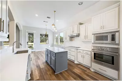 577 Shelf Rock Road, Driftwood, TX 78619 - Photo 8