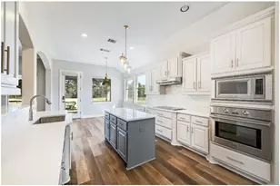 577 Shelf Rock Rd, Driftwood, TX 78619 - Photo 8