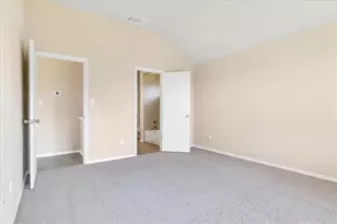 100 Four Star Dr, Elgin, TX 78621 - Photo 8