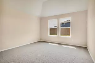 100 Four Star Dr, Elgin, TX 78621 - Photo 12