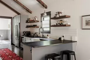 1910 Holly St, Austin, TX 78702 - Photo 10