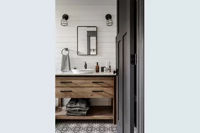 1910 Holly Street, Austin, TX 78702 - Photo 14