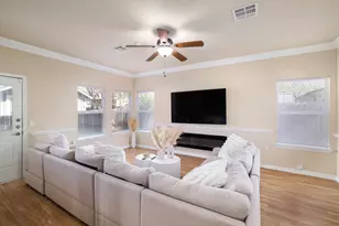 1178 Bedford St, Austin, TX 78702 - Photo 8