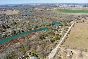 1012 Buerger Ln, Seguin, TX 78155 - Photo 8