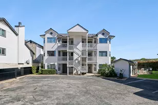 101 Island Dr, Horseshoe Bay, TX 78657 - Photo 10