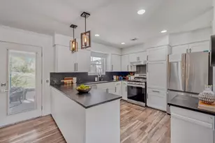 5601 Oak Blvd, Austin, TX 78735 - Photo 14