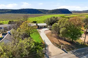 159 Thornton Ln, Lakehills, TX 78063 - Photo 38