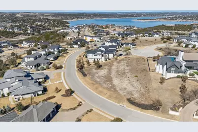 625 Vendemmia Bend, Austin, TX 78738 - Photo 4