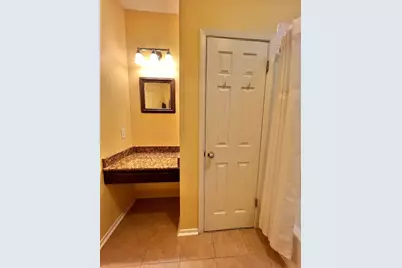 908 Poplar Street #207, Austin, TX 78705 - Photo 16