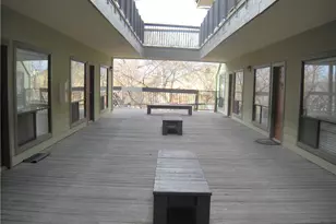 908 Poplar St, Austin, TX 78705 - Photo 18