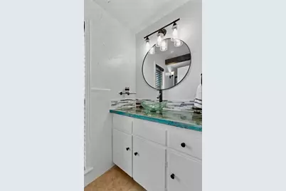 17416 Sleepy Hollow Drive, Lago Vista, TX 78645 - Photo 16