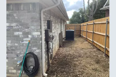 808 Lawmans Ct. Court, Round Rock, TX 78665 - Photo 20