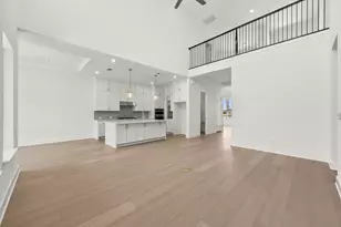 153 Burke St, Liberty Hill, TX 78642 - Photo 2