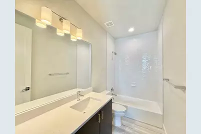 7915 Floracita Lane, Austin, TX 78735 - Photo 20