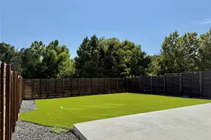7915 Floracita Ln, Austin, TX 78735 - Photo 24