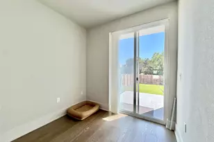 7915 Floracita Ln, Austin, TX 78735 - Photo 18