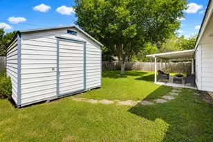 1001 Travis St, Lockhart, TX 78644 - Photo 18