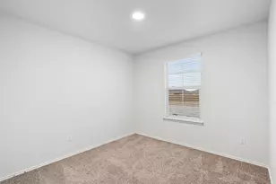 112 Ragnar Dr, Jarrell, TX 76537 - Photo 20