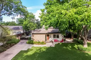 4705 Fairview Dr, Austin, TX 78731 - Photo 4