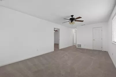 1202 Knollpark Circle, Austin, TX 78758 - Photo 16