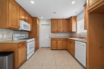 1202 Knollpark Circle, Austin, TX 78758 - Photo 12