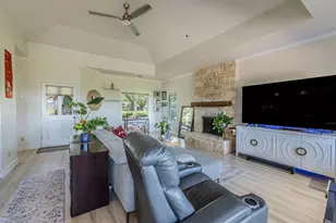 1703 Clubhouse Hill Dr, Spicewood, TX 78669 - Photo 2