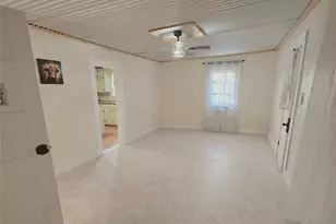 404 N Hill St, Itasca, TX 76055 - Photo 10