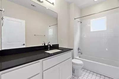 1160 Lott Avenue #B, Austin, TX 78721 - Photo 12