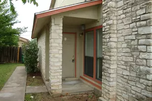 2804 Bull Run, Taylor, TX 76574 - Photo 2