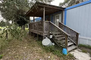1001 Merinel Ln, Rockport, TX 78382 - Photo 2