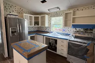 1001 Merinel Ln, Rockport, TX 78382 - Photo 10