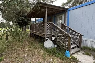1001 Merinel Ln, Rockport, TX 78382 - Photo 2