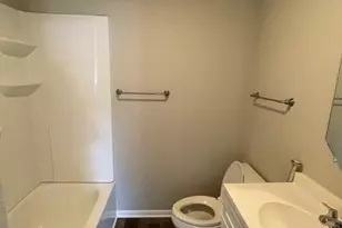 606 Marshall St, Rockdale, TX 76567 - Photo 16