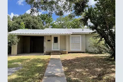 606 Marshall Street, Rockdale, TX 76567 - Photo 1