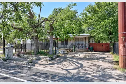 2909 E 5th Street, Austin, TX 78702 - Photo 2