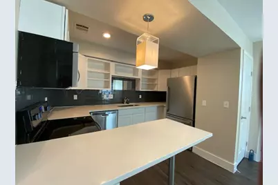 935 La Posada Drive #218, Austin, TX 78752 - Photo 6