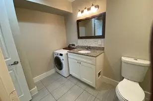 935 La Posada Dr, Austin, TX 78752 - Photo 10