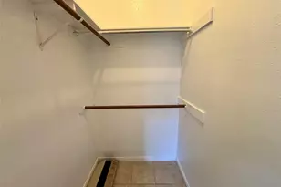 203 E 31st St, Austin, TX 78705 - Photo 18