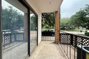 203 E 31st St, Austin, TX 78705 - Photo 22