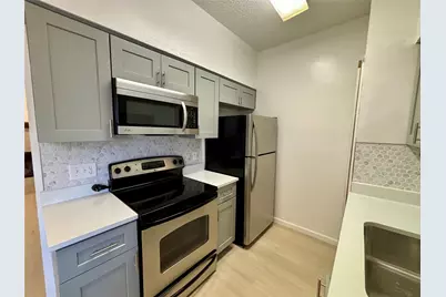 203 E 31 Street #101, Austin, TX 78705 - Photo 8