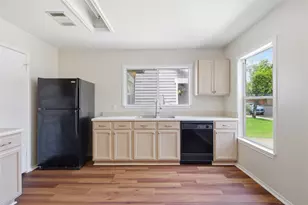 10316 Garbacz Dr, Austin, TX 78748 - Photo 4