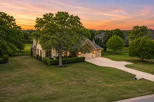 651 Shelf Rock Rd, Driftwood, TX 78619 - Photo 2