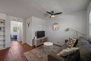 2401 Manor Rd, Austin, TX 78722 - Photo 4