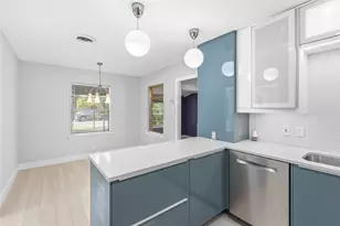 3206 Goodwin Ave, Austin, TX 78702 - Photo 16