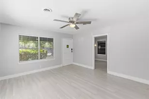 3206 Goodwin Ave, Austin, TX 78702 - Photo 8