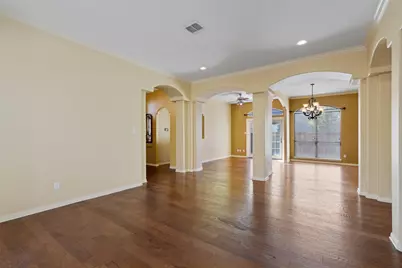 6814 Thistle Hill Way, Austin, TX 78754 - Photo 10