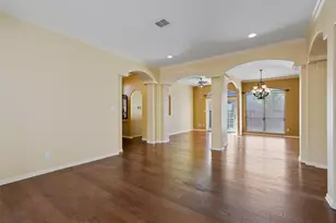 6814 Thistle Hill Way, Austin, TX 78754 - Photo 10