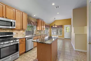 6814 Thistle Hill Way, Austin, TX 78754 - Photo 14