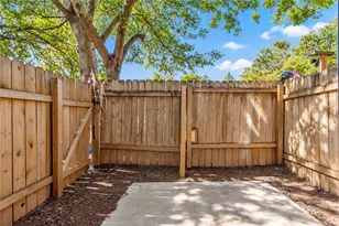 5707 Cougar Dr, Austin, TX 78745 - Photo 14