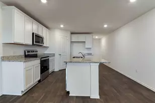 18512-A High Flyer Way, Manor, TX 78653 - Photo 10